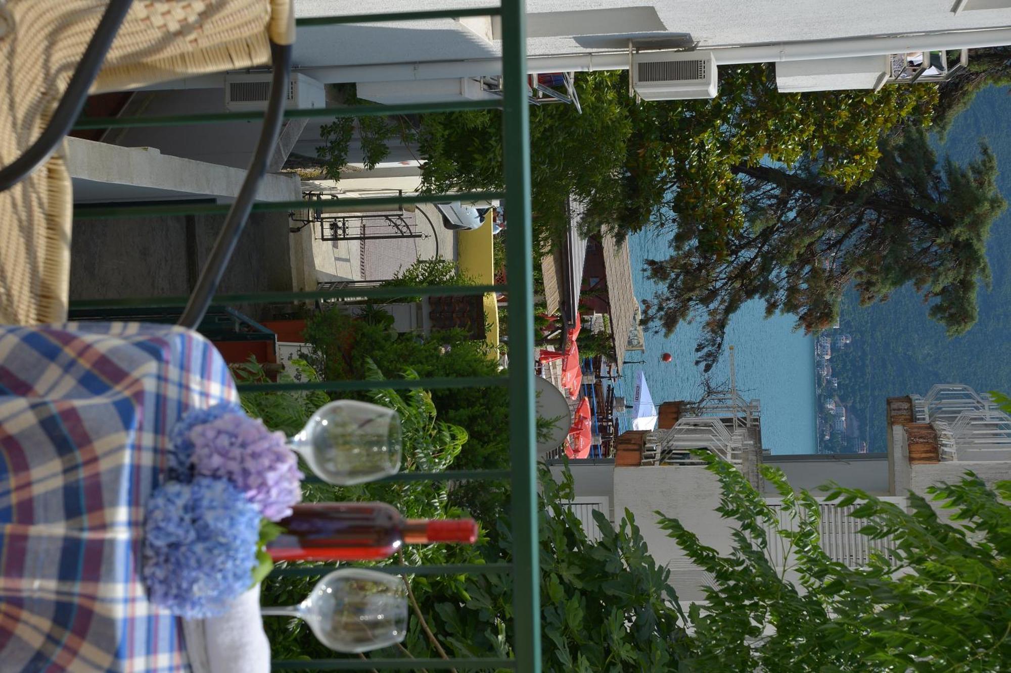 Solar Apartments Herceg Novi Oda fotoğraf